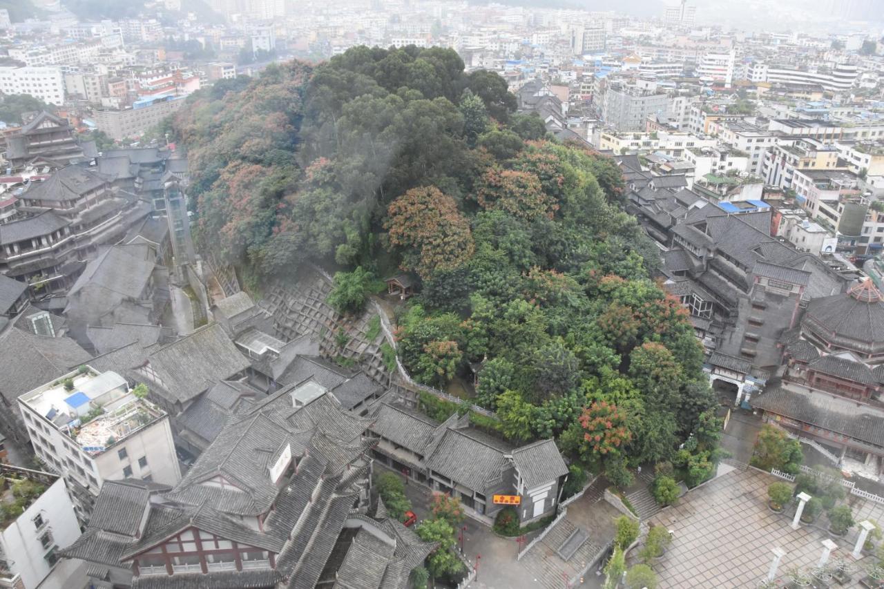 Argyle Grand Hotel Xingyi  Buitenkant foto
